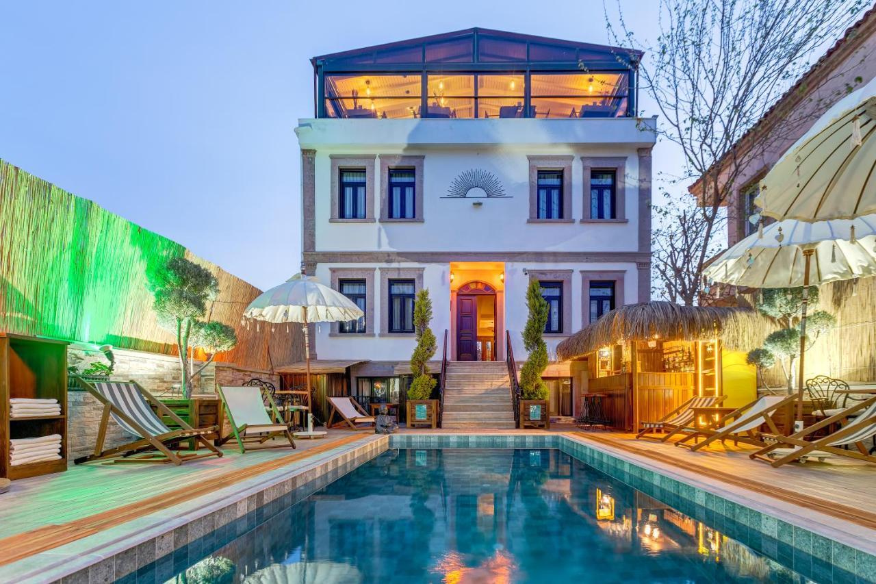Parna Hotel جوندا المظهر الخارجي الصورة