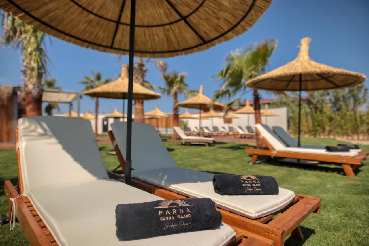 Parna Hotel جوندا المظهر الخارجي الصورة