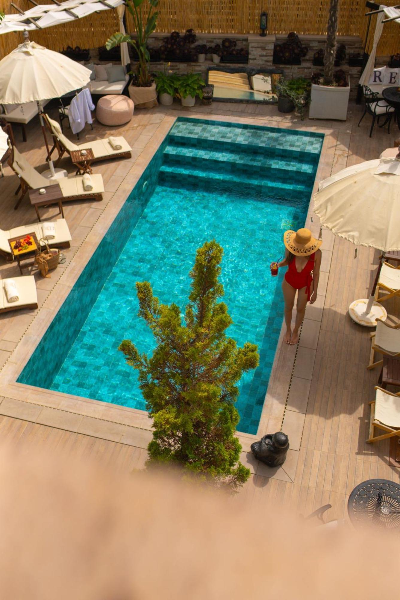 Parna Hotel جوندا المظهر الخارجي الصورة